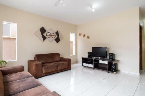 Casa Com Piscina E Churrasq Na Praia Massaguacu, Sp