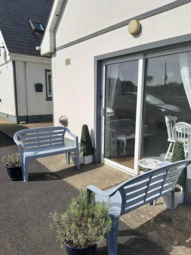 Lorna's Apartment Self Catering Holiday Home