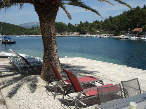 Apartments Luka