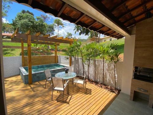 Casa Gourmet Na Fazenda Com Jacuzzi E Churrasqueira