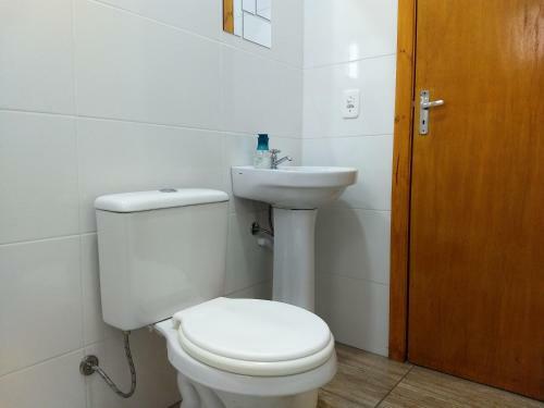 Hostal Guesthouse Capit�o 847