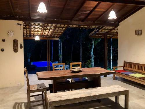 Casa Com Piscina Em Arraial'dajuda - 700m Do Uiki Parracho