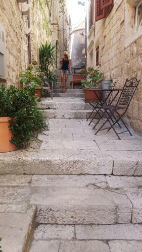 Marco's Two Storey Main Door 1 Bedroom Duplex Apartment