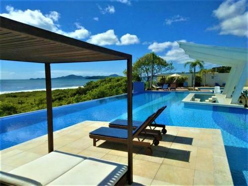 Apartamento Bali Beach Vista Mar Em B. Pi�arras/sc