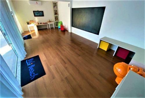 Apartamento Bali Beach Vista Mar Em B. Pi�arras/sc