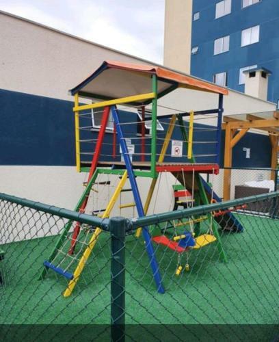 Apartamento Aconchegante � 200m Praia de Pi�arras