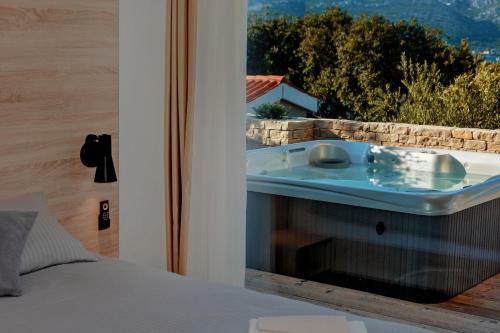 Beautiful Villa Alhena & Aurora