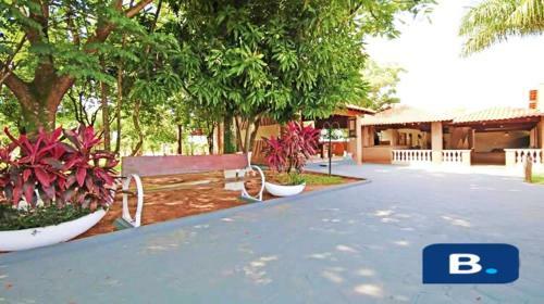 Ch�cara Arizona, 5m Do Thermas