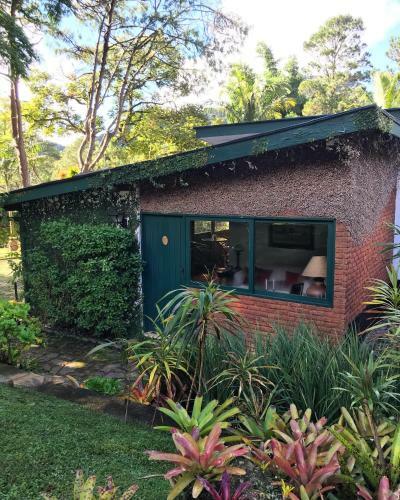 Hostal Pinheiros Do Rocio