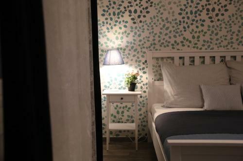 Kiskoma Vend�gh�z