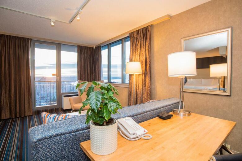 Blue Horizon Hotel - Standard