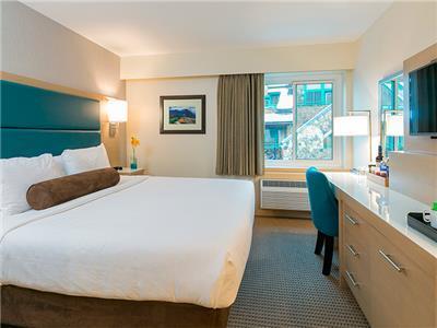 Hotel Crystal Lodge