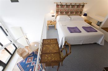 Hotel Emilia