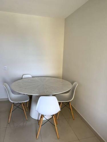 Apartamento Encantador Com Estacionamento Inclu�do