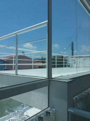 Casa de Vidro Perfeita A 25 Metros Da Praia