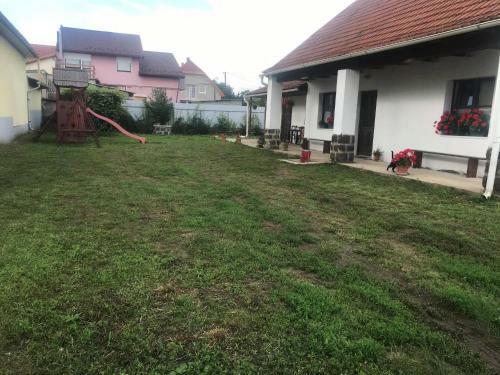 Hostal Oncsa Vend�gh�z