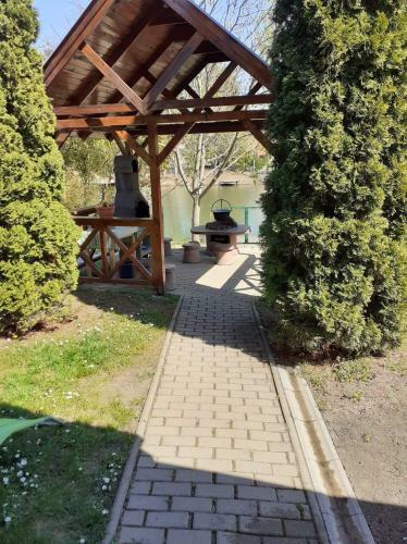 Bogl�rka Horg�sznyaral�