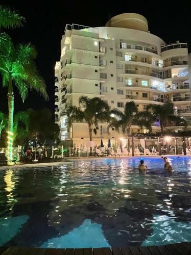 Apartamento de Praia Em Condom�nio Fechado