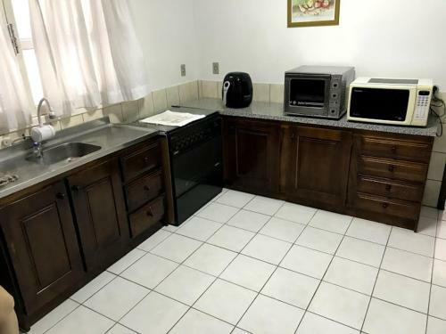 Casa Aconchegante No Centro Barra Velha