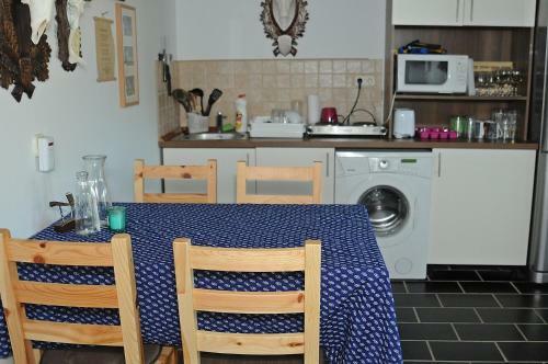 Hostal Vincze Vad�sz Vend�gh�z