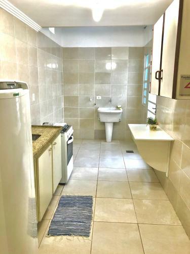 Casa Com �tima Localiza��o