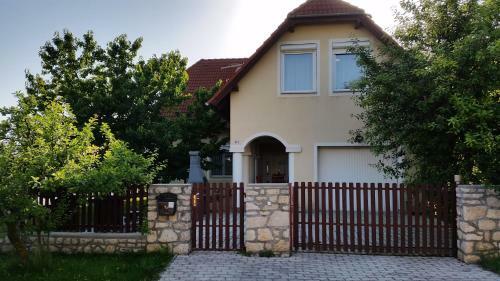 Grand Apartmanh�z Gyenesdi�s