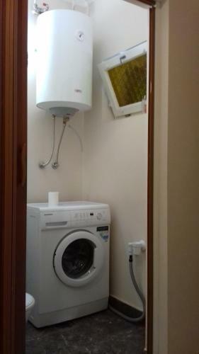 Fl�ra Apartman