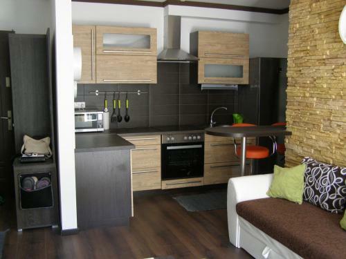 Lia Apartman