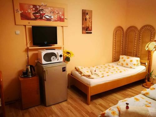 Hostal City Camping& Apartman &bungalow