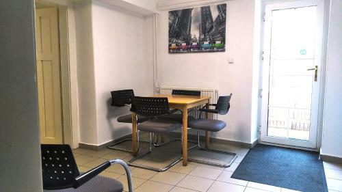 Hostel Maros