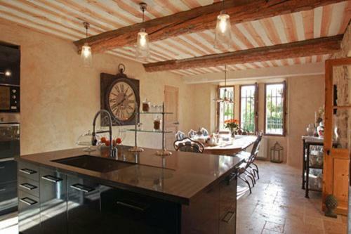 Hostal Les Remparts