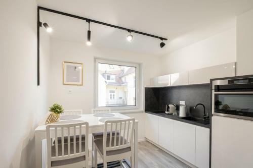 Divat Apartments - Gy?r Center - M�lygar�zs