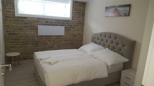 Orhidea Szuter�n Apartman