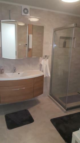 Orhidea Szuter�n Apartman