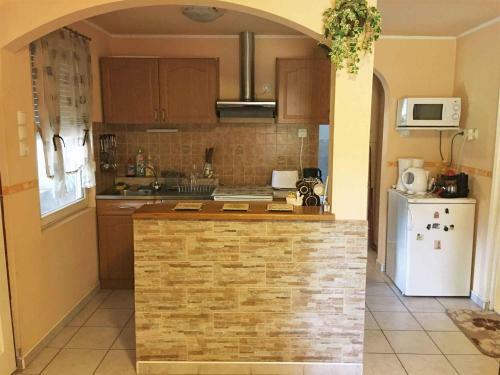 Holiday Home In Balatonmariaf�rdo 19435