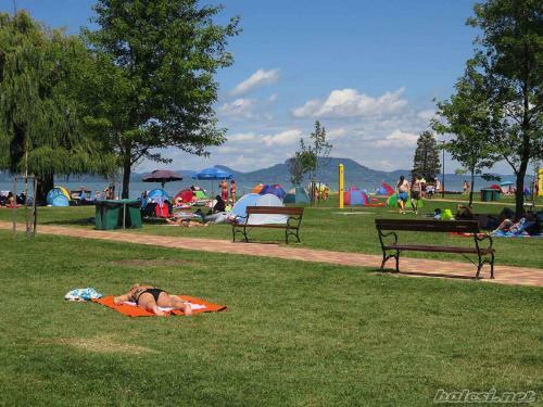 Holiday Home In Balatonmariaf�rdo 19435