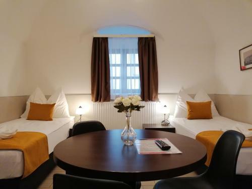 River Apartmanh�z