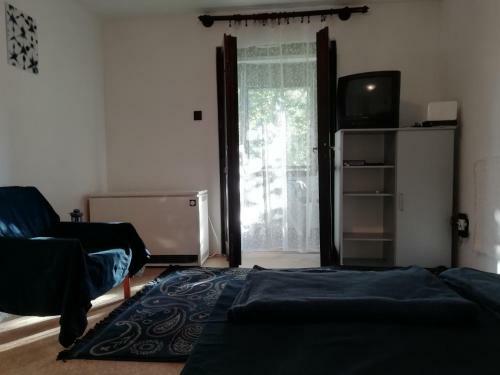 Az�r Apartman