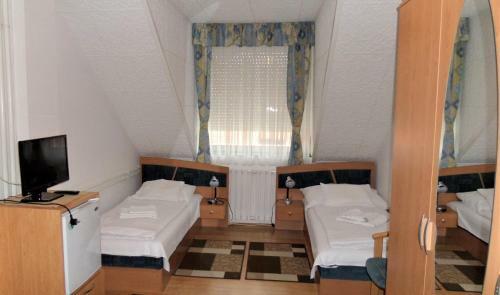 Silent Apartmanh�z Hark�ny