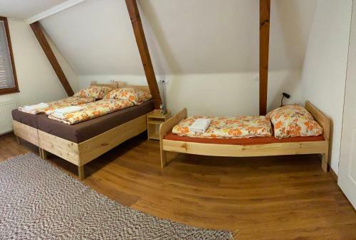 Hostal Tavas Vend�gh�z
