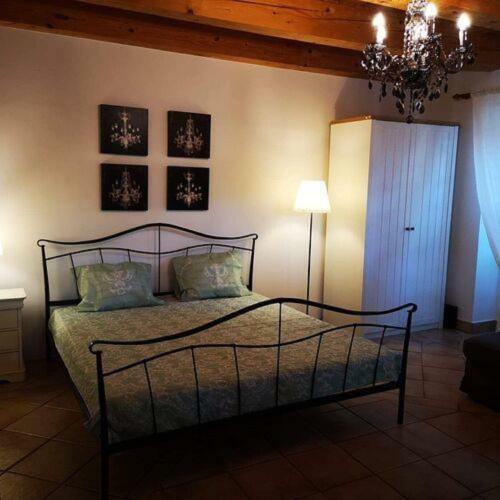 V�r�sbegy Vend�gh�z