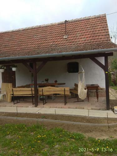Apartamento Kemenc�s Vend�gh�z