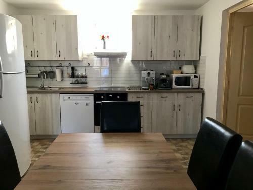 Viharsarki Apartman