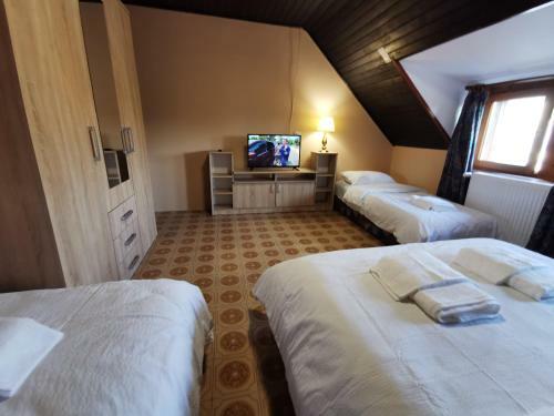 Hostal Ambient Deluxe Apartman