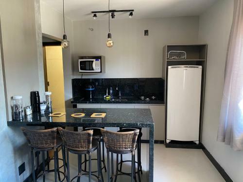 Casa Com Ar-condicionado E Chuveiro A G�s, Novinha E Central