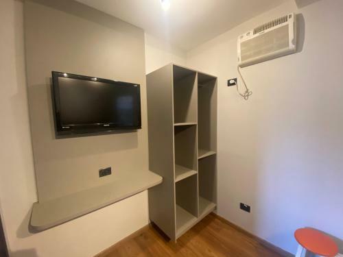 Casa Com Ar-condicionado E Chuveiro A G�s, Novinha E Central