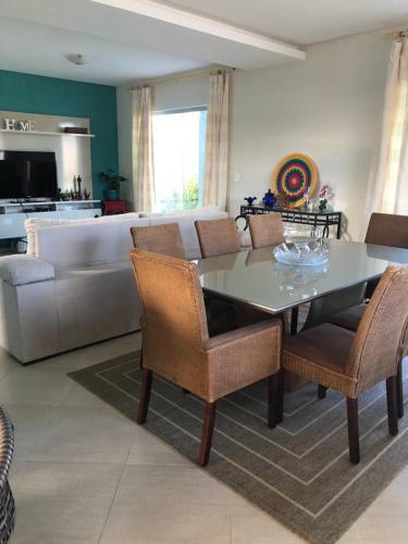 Casa Com Piscina � Beira Mar