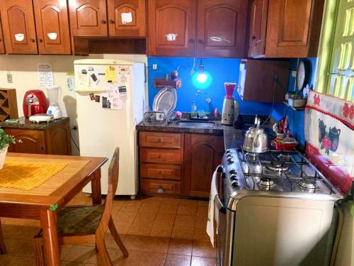 Bed & Breakfast Pedra Branca Eco Hostel E Camping