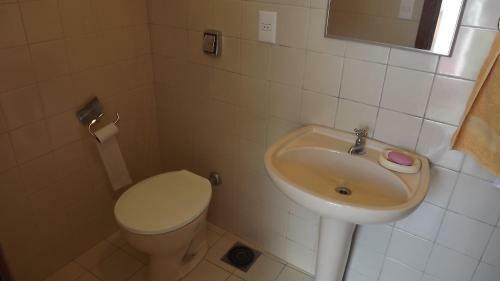 Alugo Quarto
