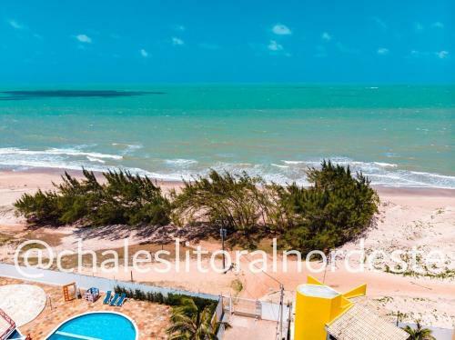 Apartamento Em Maracaja� Beira Mar